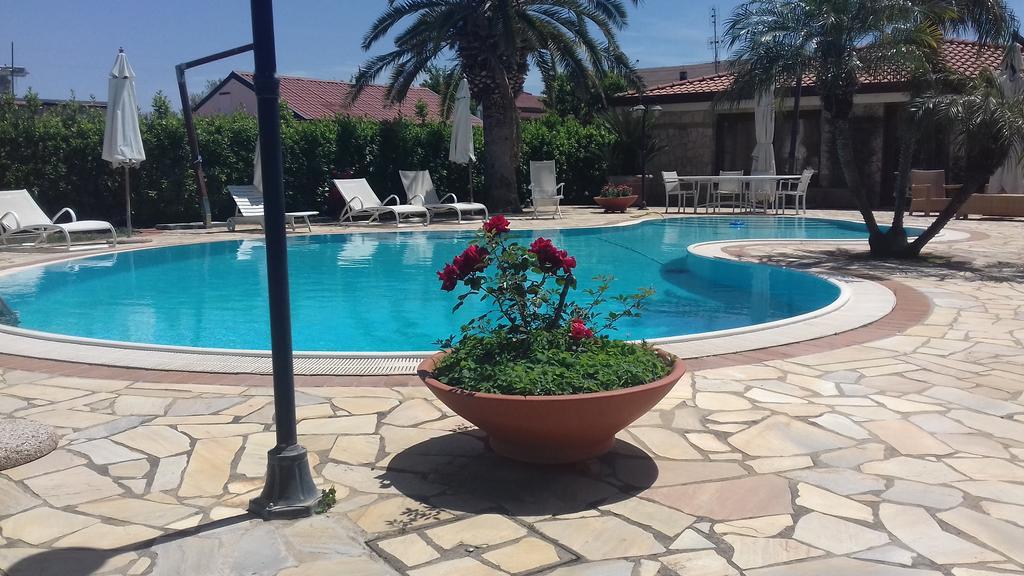 Complesso Turistico Ricettivo L'Oasi Del Golfo Di Salerno Apartment บัตตีปาลเลีย ภายนอก รูปภาพ